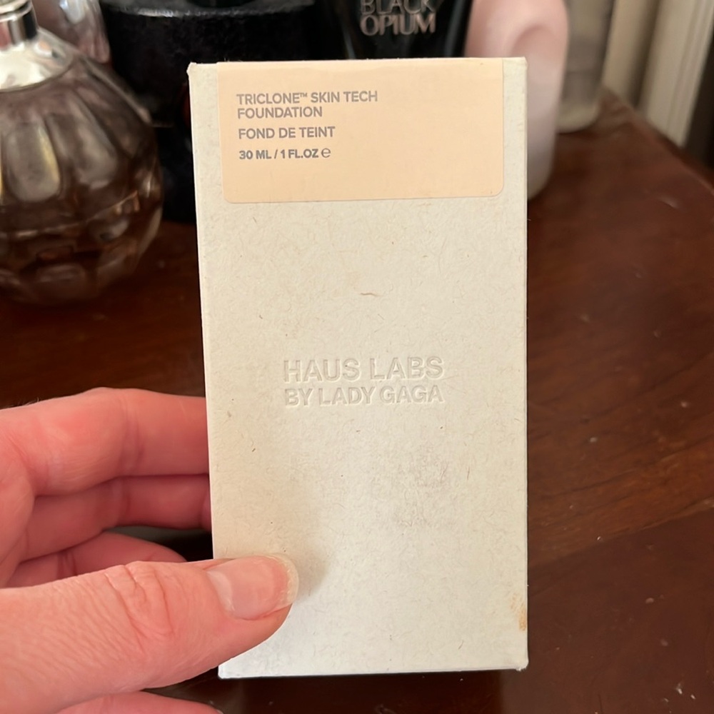 015 Fair Warm Haus Labs Triclone Skin Tech Foundation